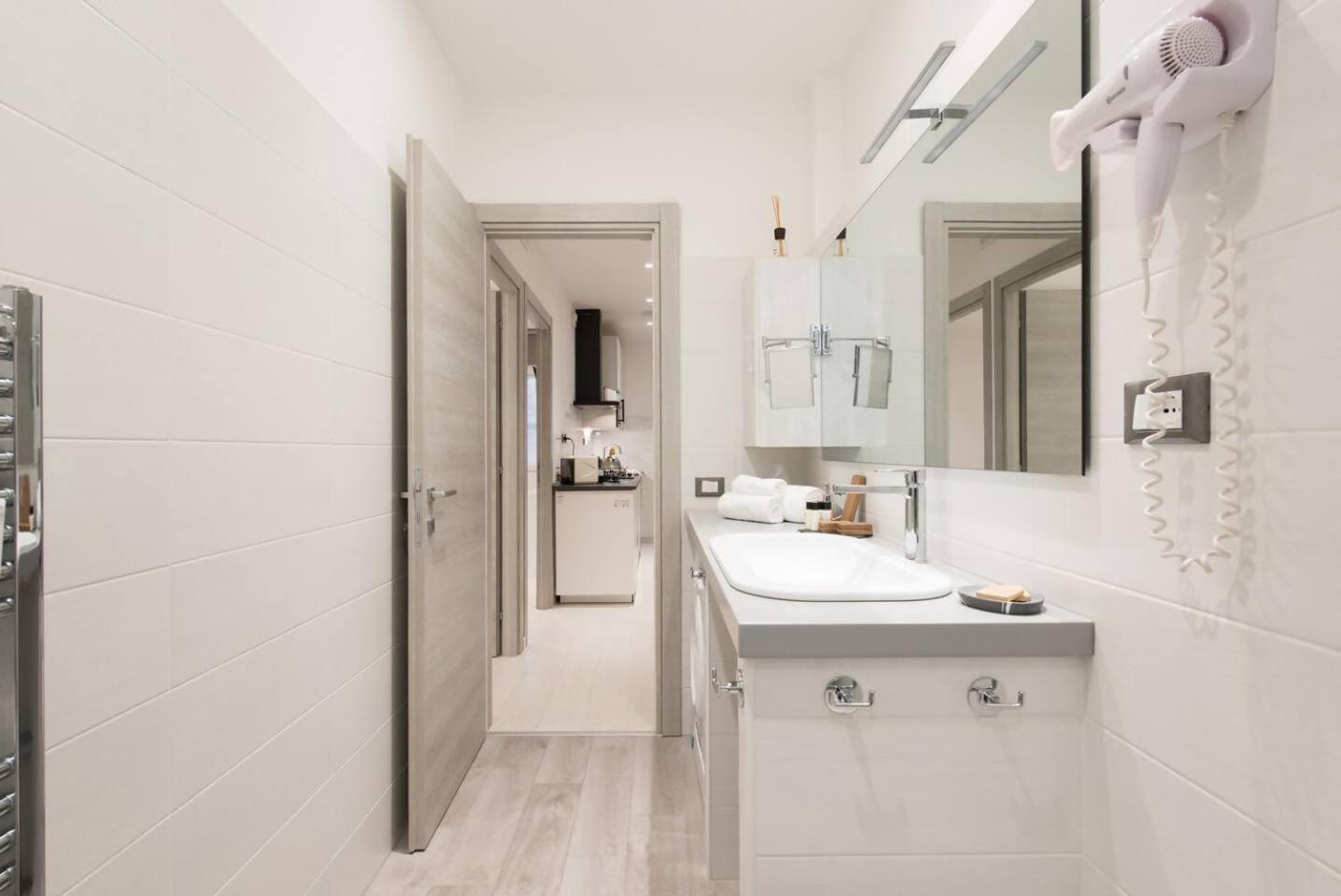 Romeeyes2020 Apartment Екстериор снимка
