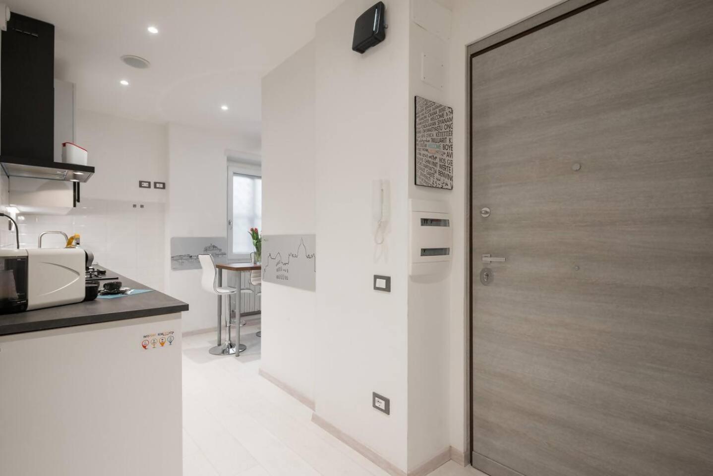 Romeeyes2020 Apartment Екстериор снимка