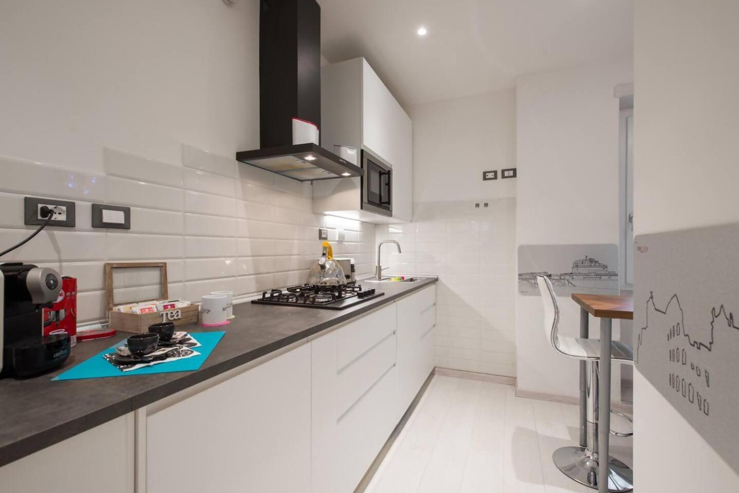 Romeeyes2020 Apartment Екстериор снимка
