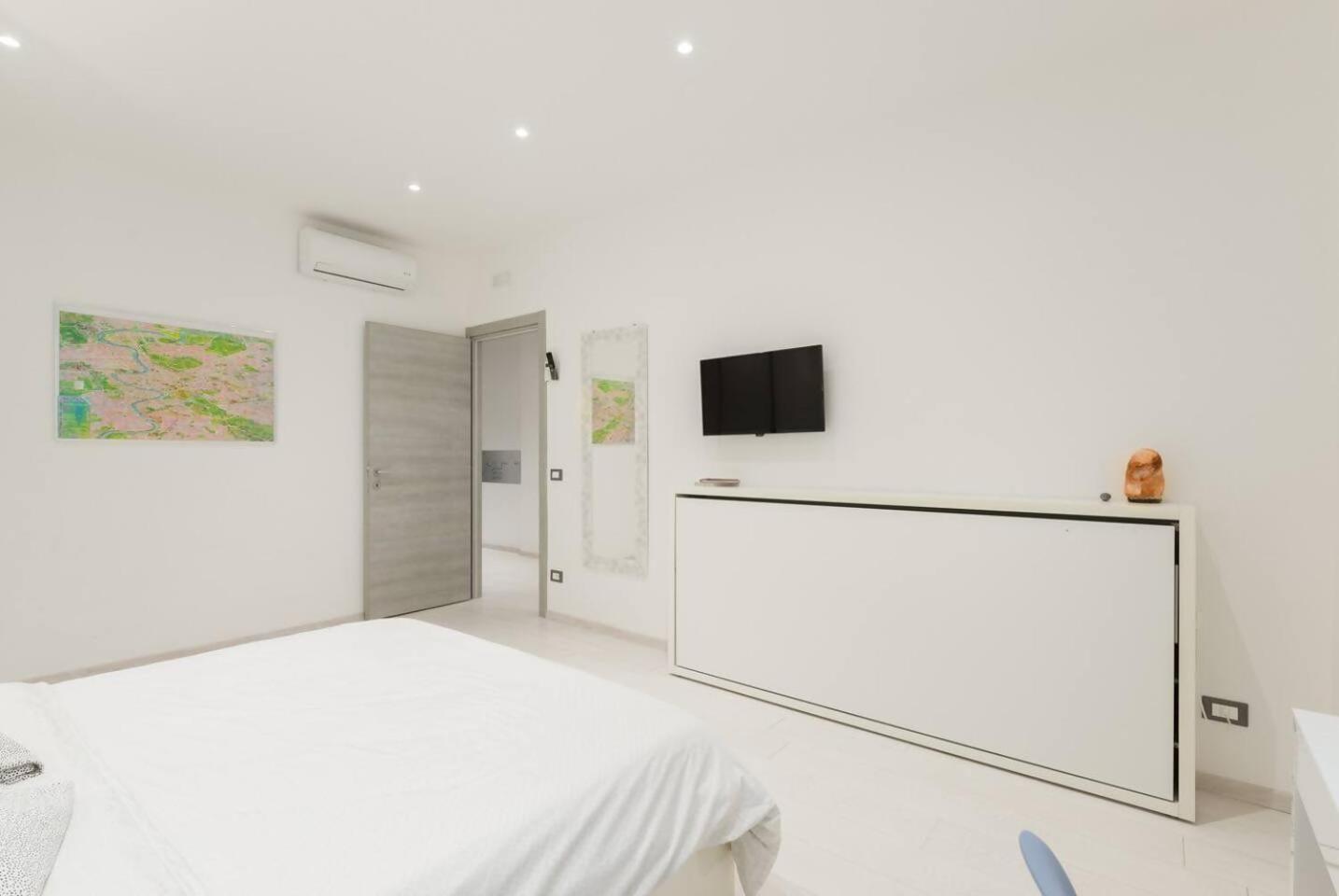 Romeeyes2020 Apartment Екстериор снимка